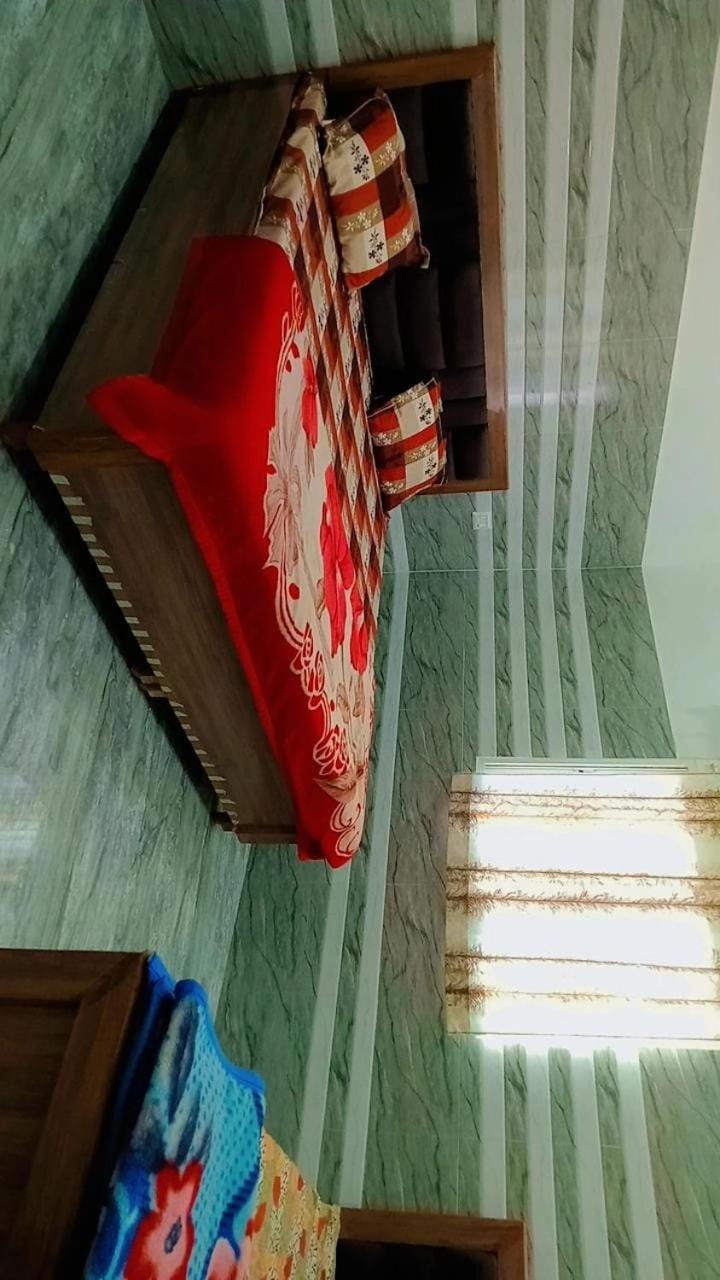 Vrindāvan Shri Radha Nikunj酒店 外观 照片